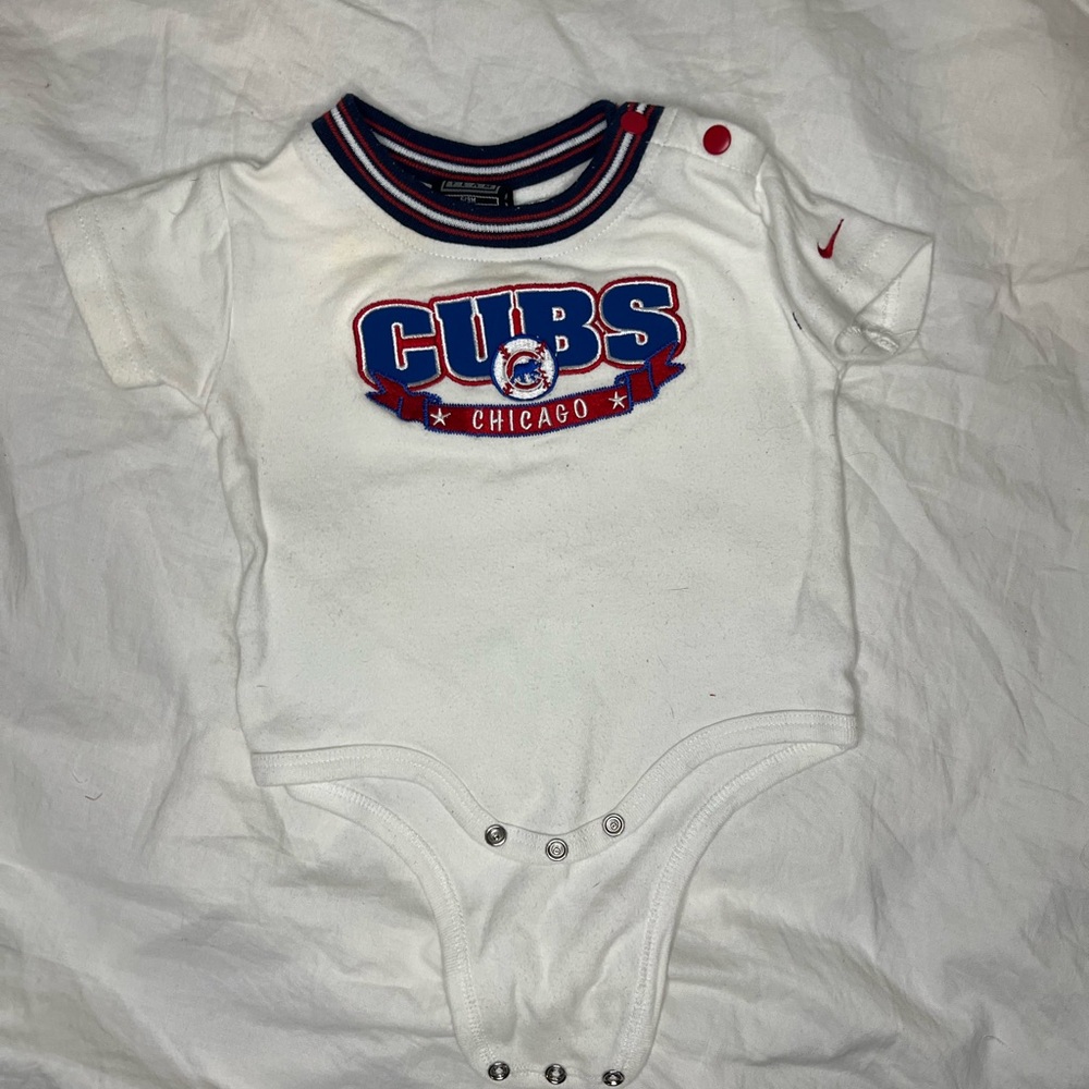 Vintage 6/9 mo Chicago Cubs onesie